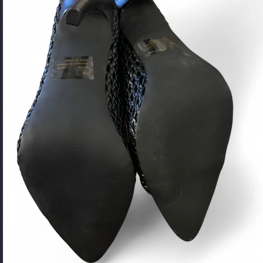 Fashion Nova Black Peep-Toe Heels with a Zipper Heel Size 7 5” Heels - Picture 3 of 3